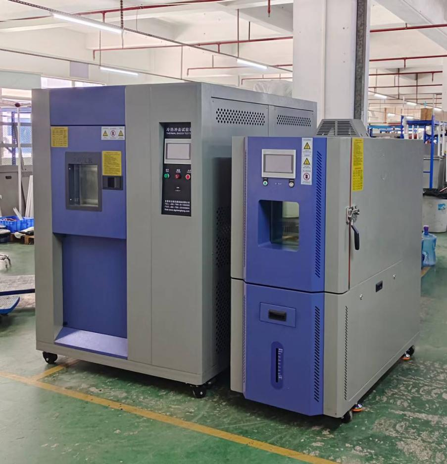 冷熱沖擊試驗箱發(fā)貨安徽蕪湖老客戶公司